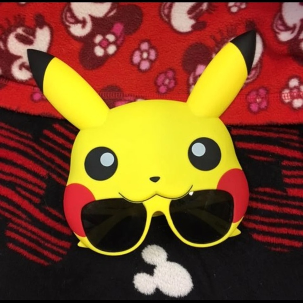 Pokemon pikachu sunglasses uv 400 protection face